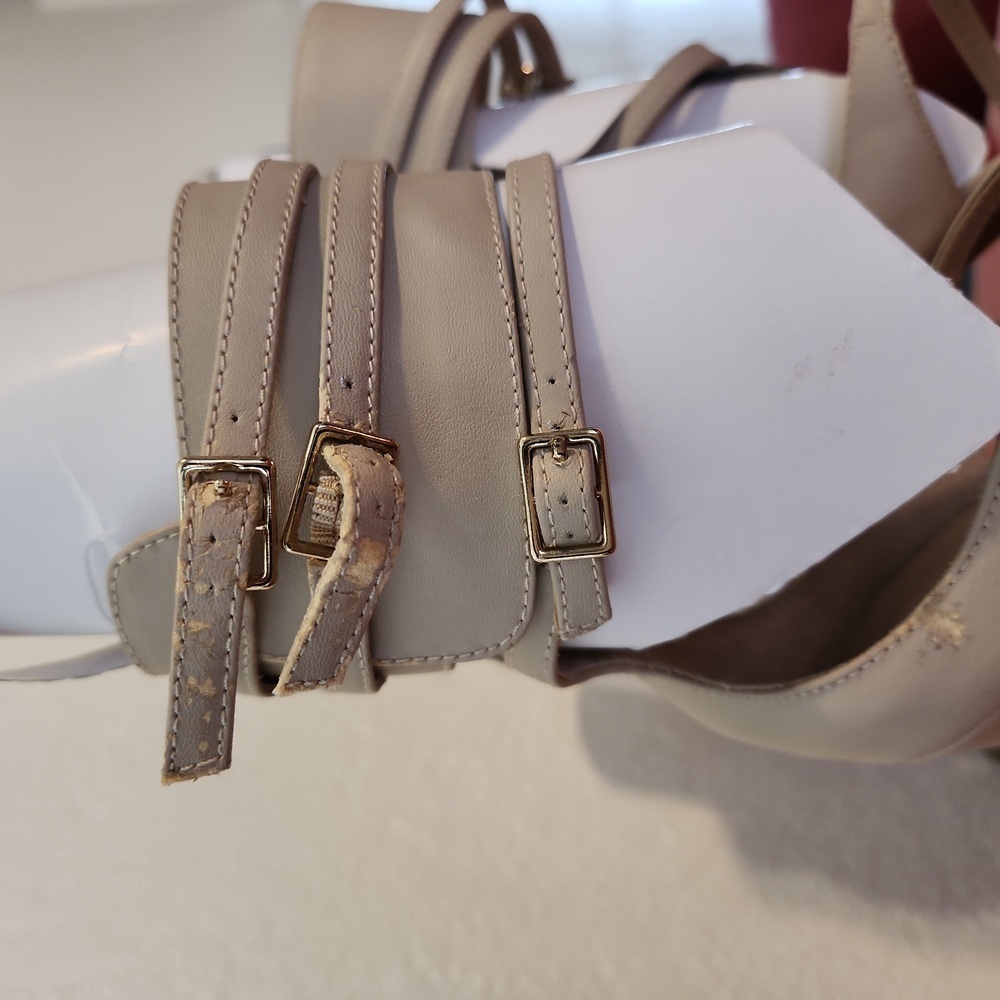 Bebe beige high heels size 6 - Picture 2 of 16